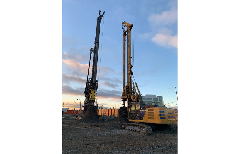 Hydraulic Drill Rigs